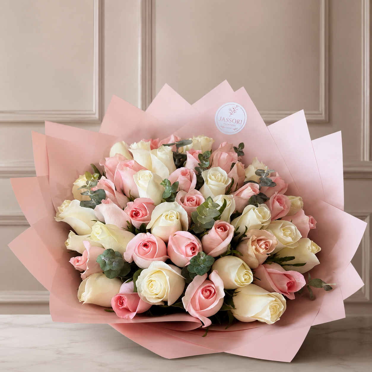 Eterna Delicadeza | 50 Rosas Premium